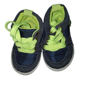 OshKosh B’gosh Thomas 2 And Washable Sneakers Size Toddler 5